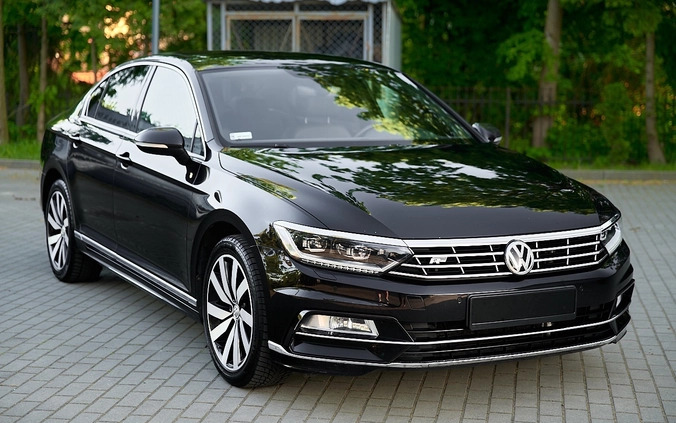 Volkswagen Passat cena 79800 przebieg: 171400, rok produkcji 2019 z Suchowola małe 742